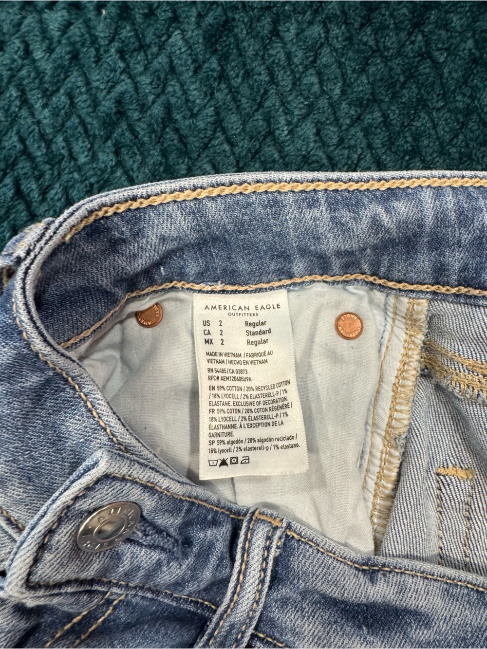 AE Dreamy Drape Super High-Waisted Baggy Wide-Leg Jean - Picture 7 of 8